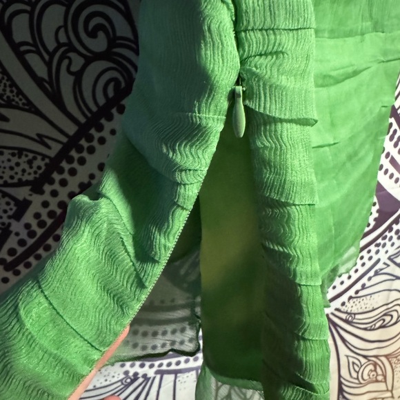 ✅WD.NY Vibrant Green Sleeveless Blouse - Picture 4 of 4